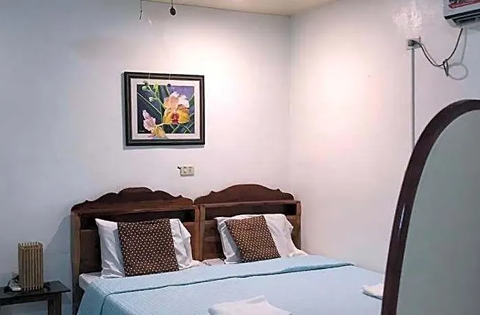 Gerty's Tourist Powered By Cocotel Hotel 3*